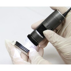 Microscop portabil 200x cu iluminare polarizata, gama dinamica extinsa - EDR si Camp extinz de profunzime - EDoF  